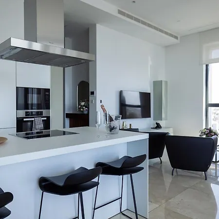 Park Residences ニコシア