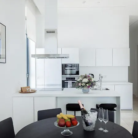 Park Residences * ニコシア