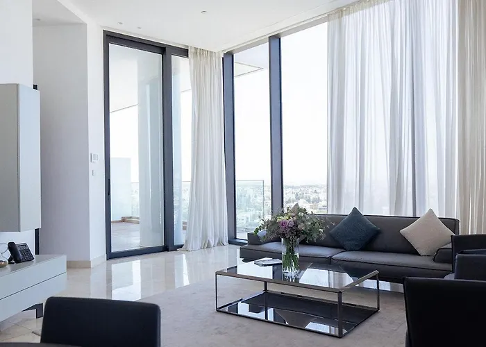 Park Residences Apartment *